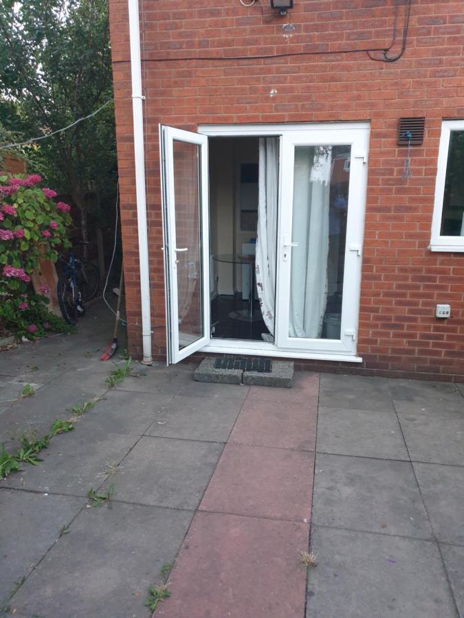 Splendid 3Bedrooms Home マンチェスター エクステリア 写真